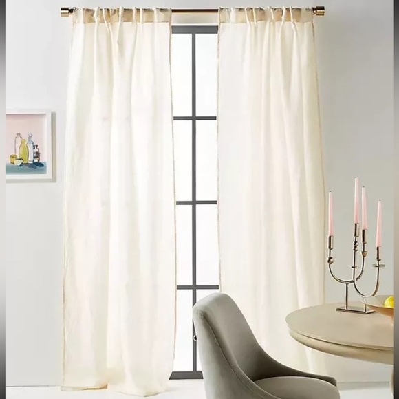 NWOT ANTHROPOLOGIE TESSA CURTAIN SINGLE PANEL IN IVORY 50 X 108 Z317